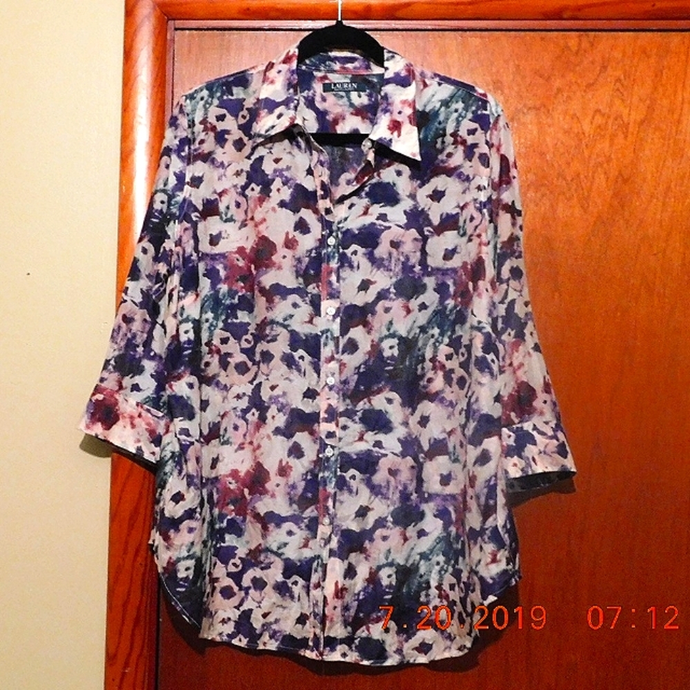 Ralph Lauren Silk Blend Size L Lauren by Ralph Lauren Watercolors Floral Button